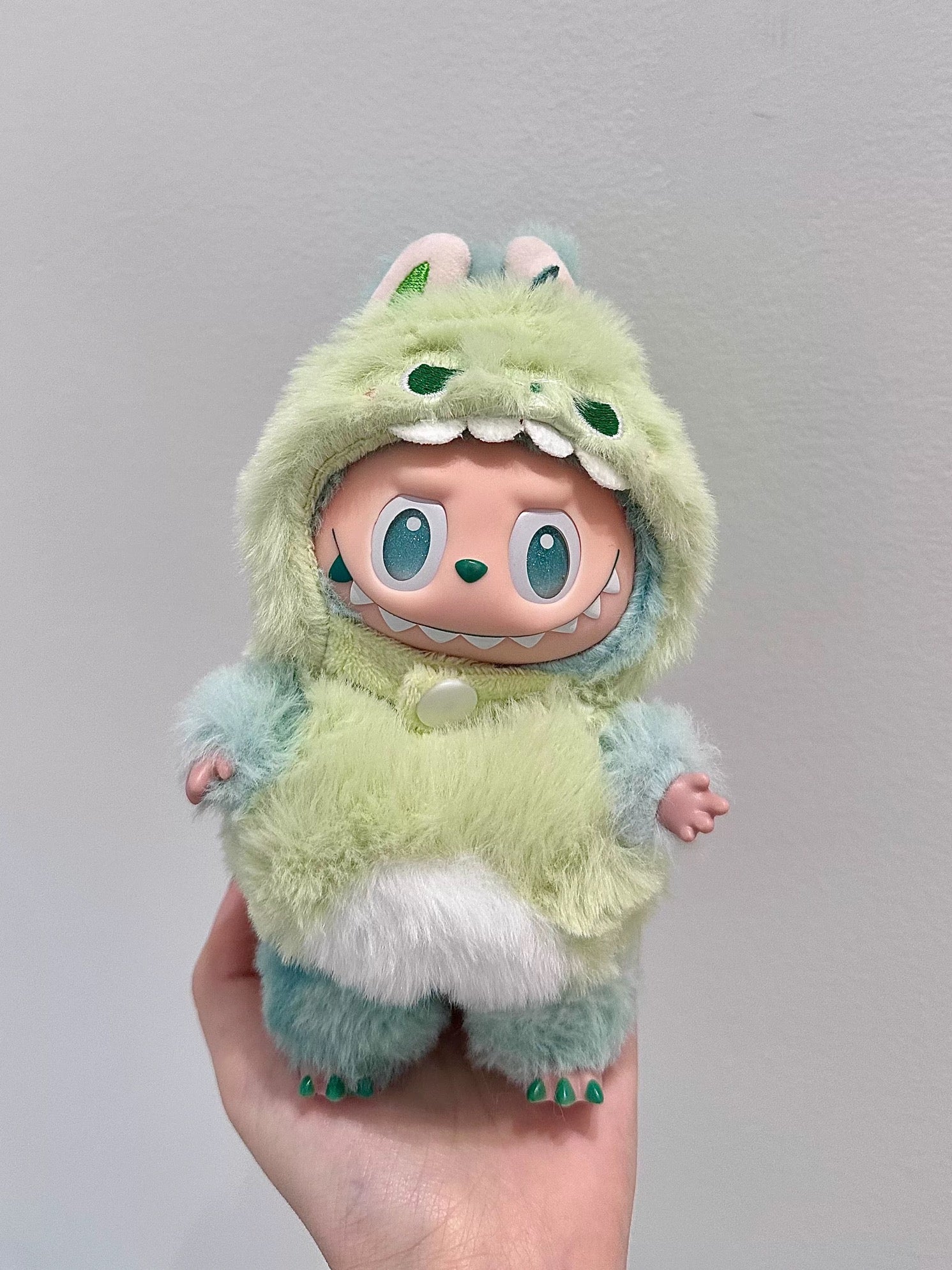 Traje de dinosaurio esponjoso