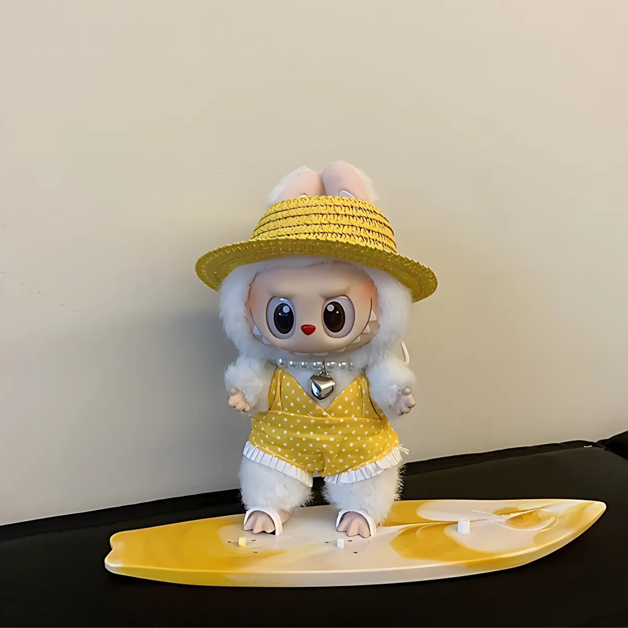 Summer Beach Outfit (with surfboard)